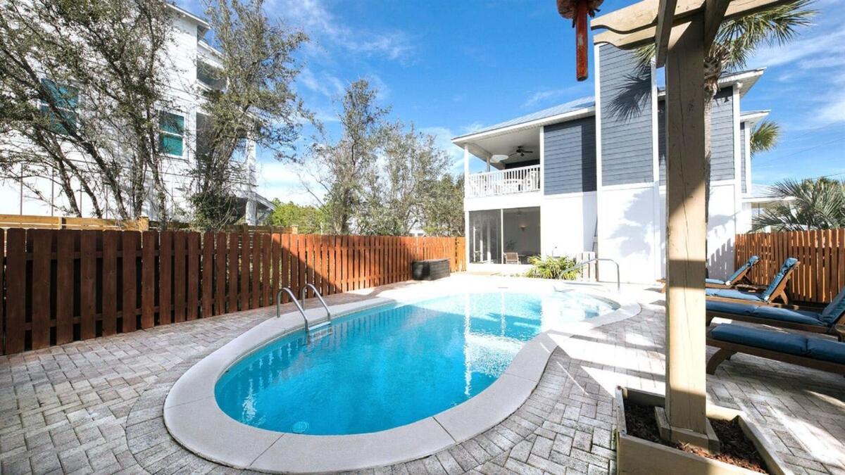 Holiday home 12 C Breeze Private Pool Sleeps 16 Near Rosemary *